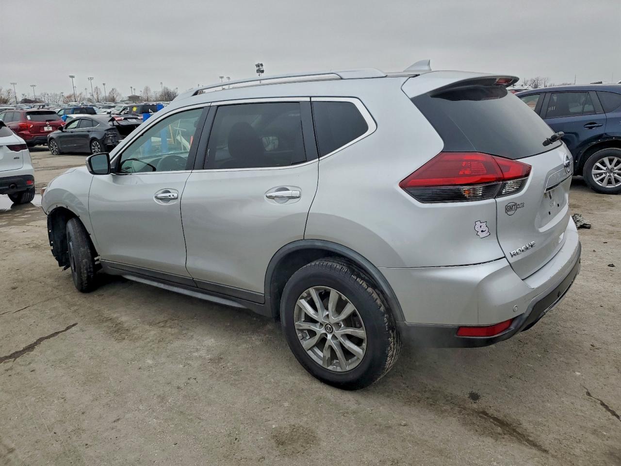 Nissan Rogue S