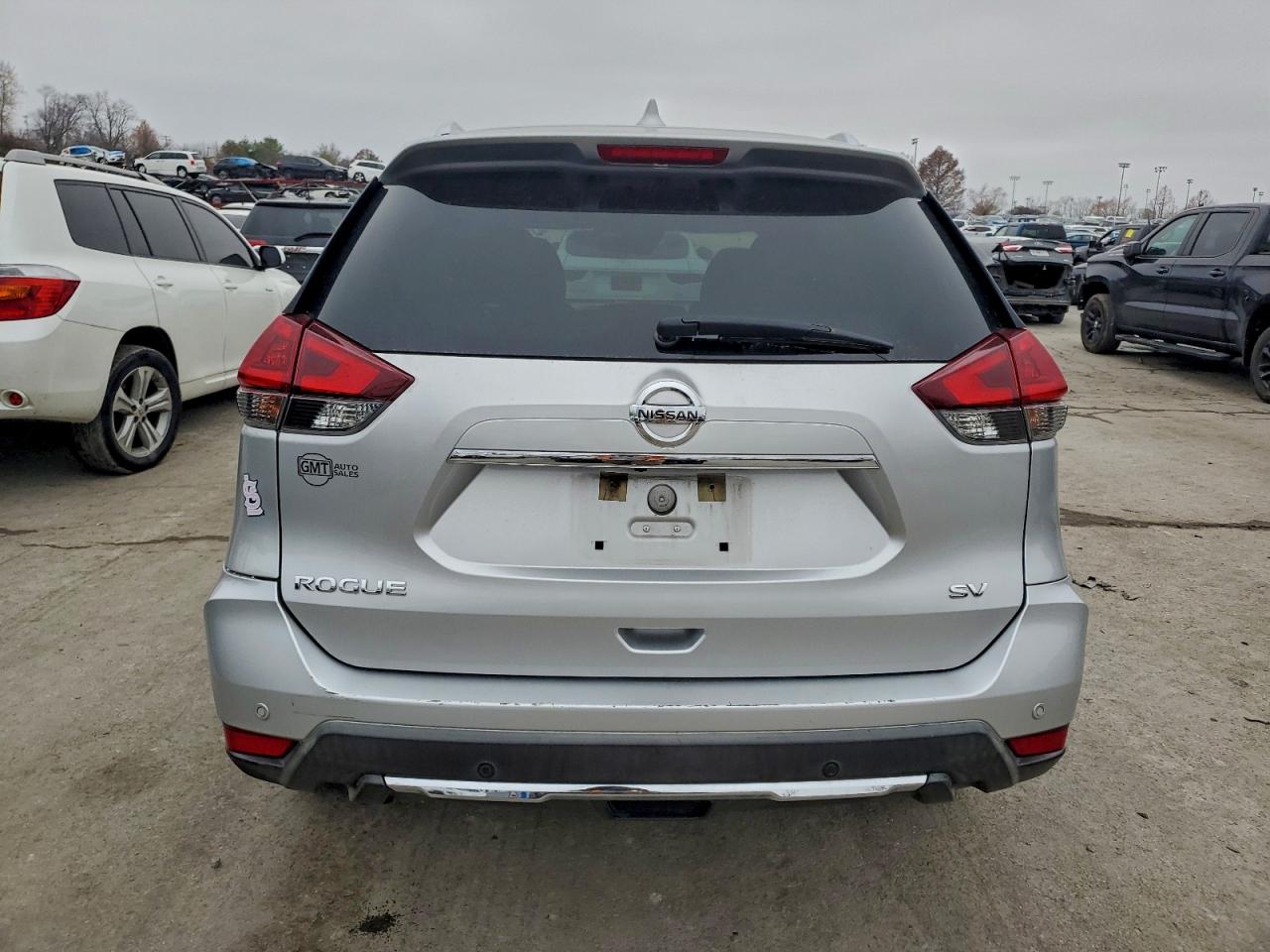 Nissan Rogue S