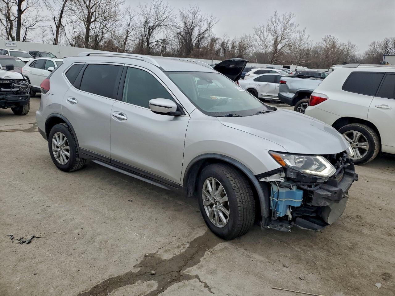Nissan Rogue S