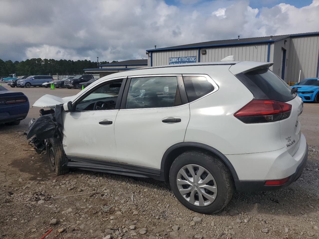 Nissan Rogue S