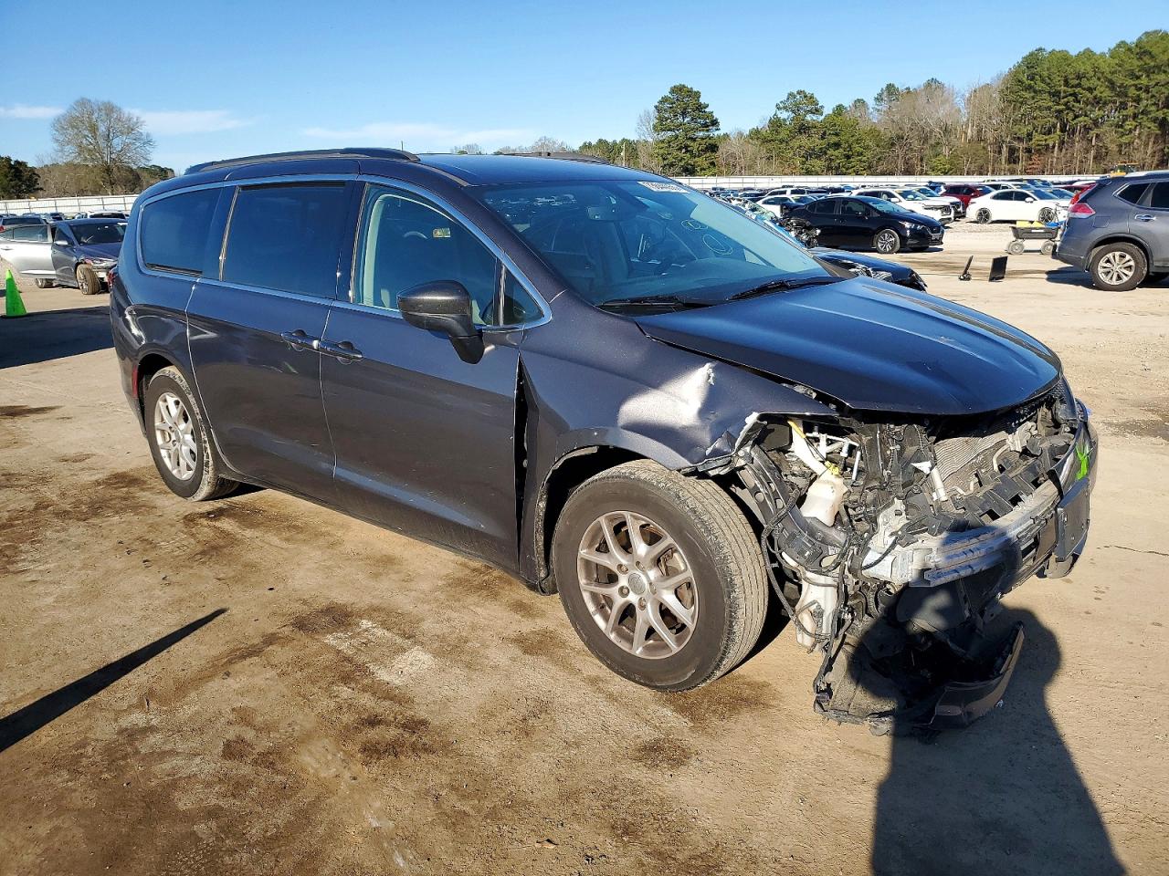Chrysler Minivan Lxi