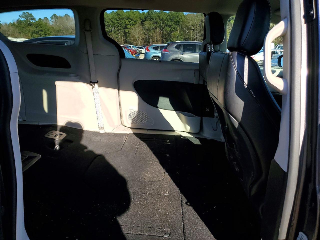 Chrysler Minivan Lxi