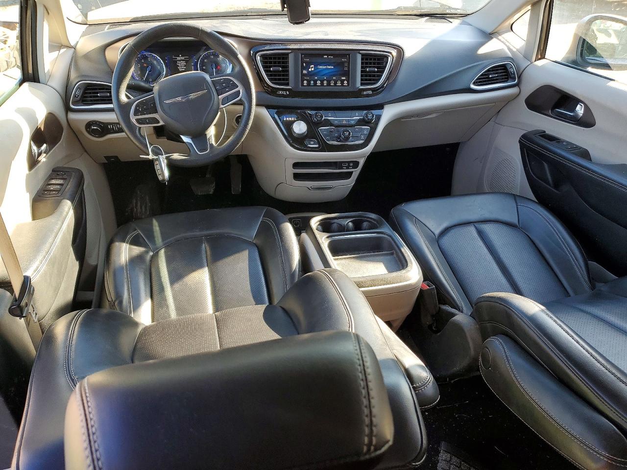 Chrysler Minivan Lxi