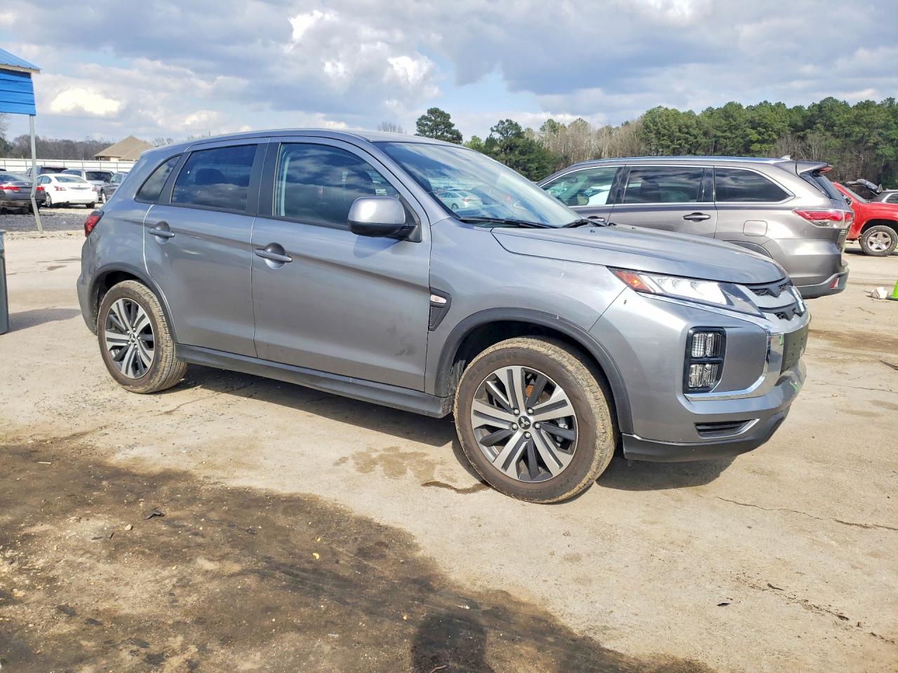 Mitsubishi Outlander S