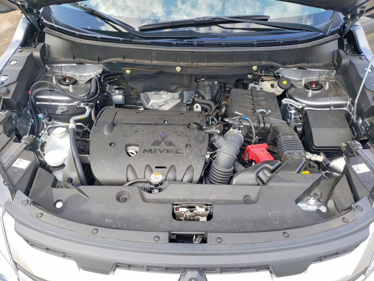 Mitsubishi Outlander S