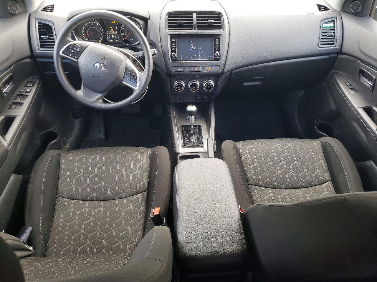 Mitsubishi Outlander S