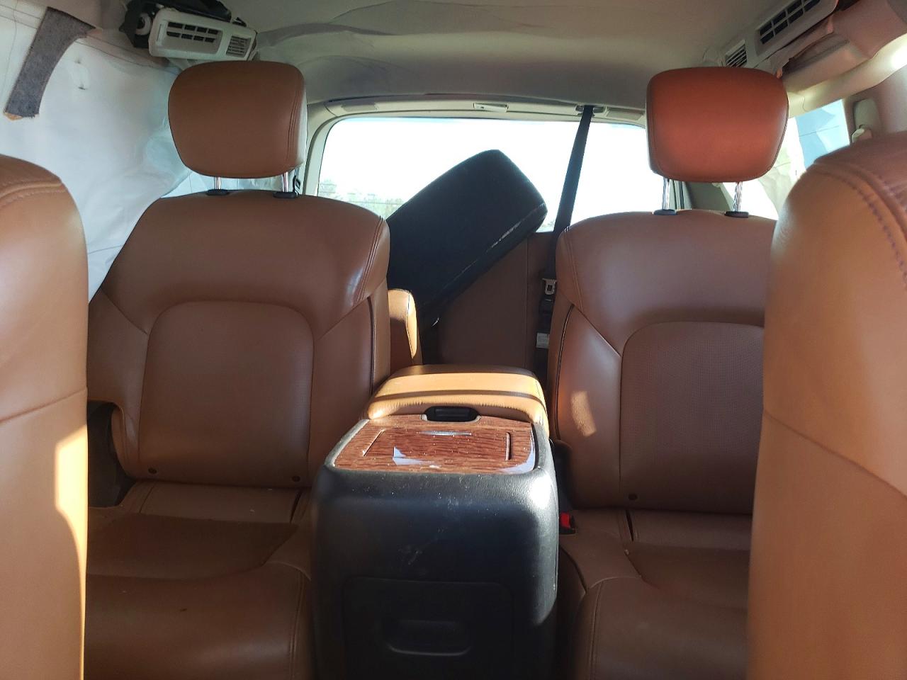 Nissan Armada Platinum