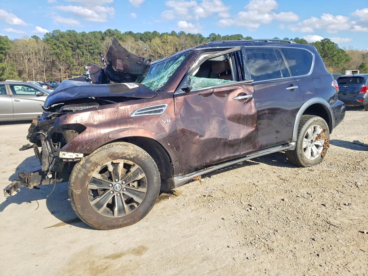 Salvage Nissan Armada Image