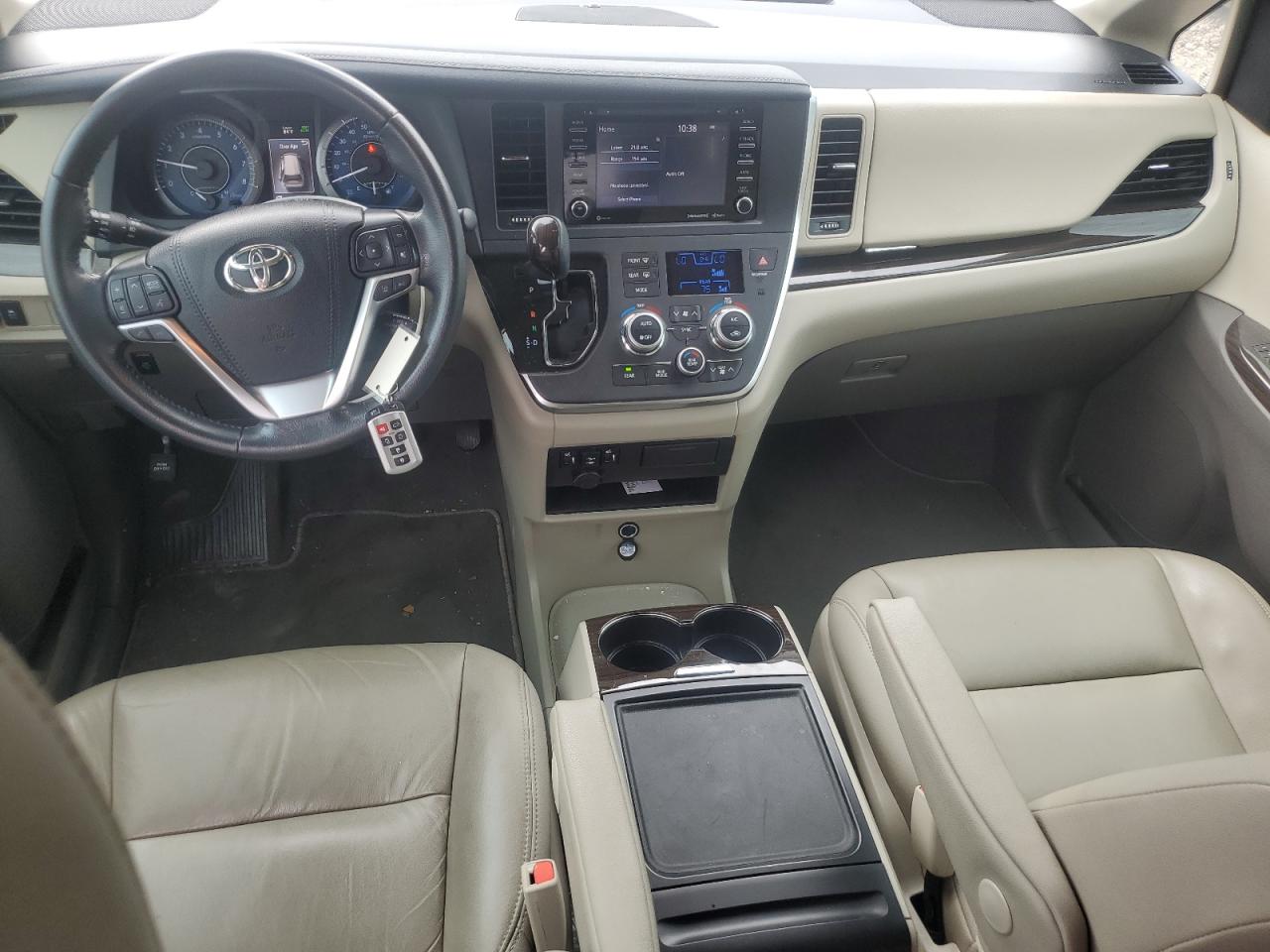 Toyota Sienna Xle