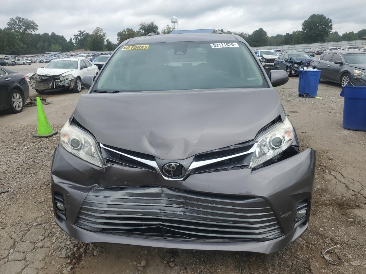 Toyota Sienna Xle