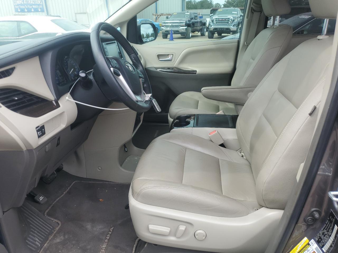 Toyota Sienna Xle