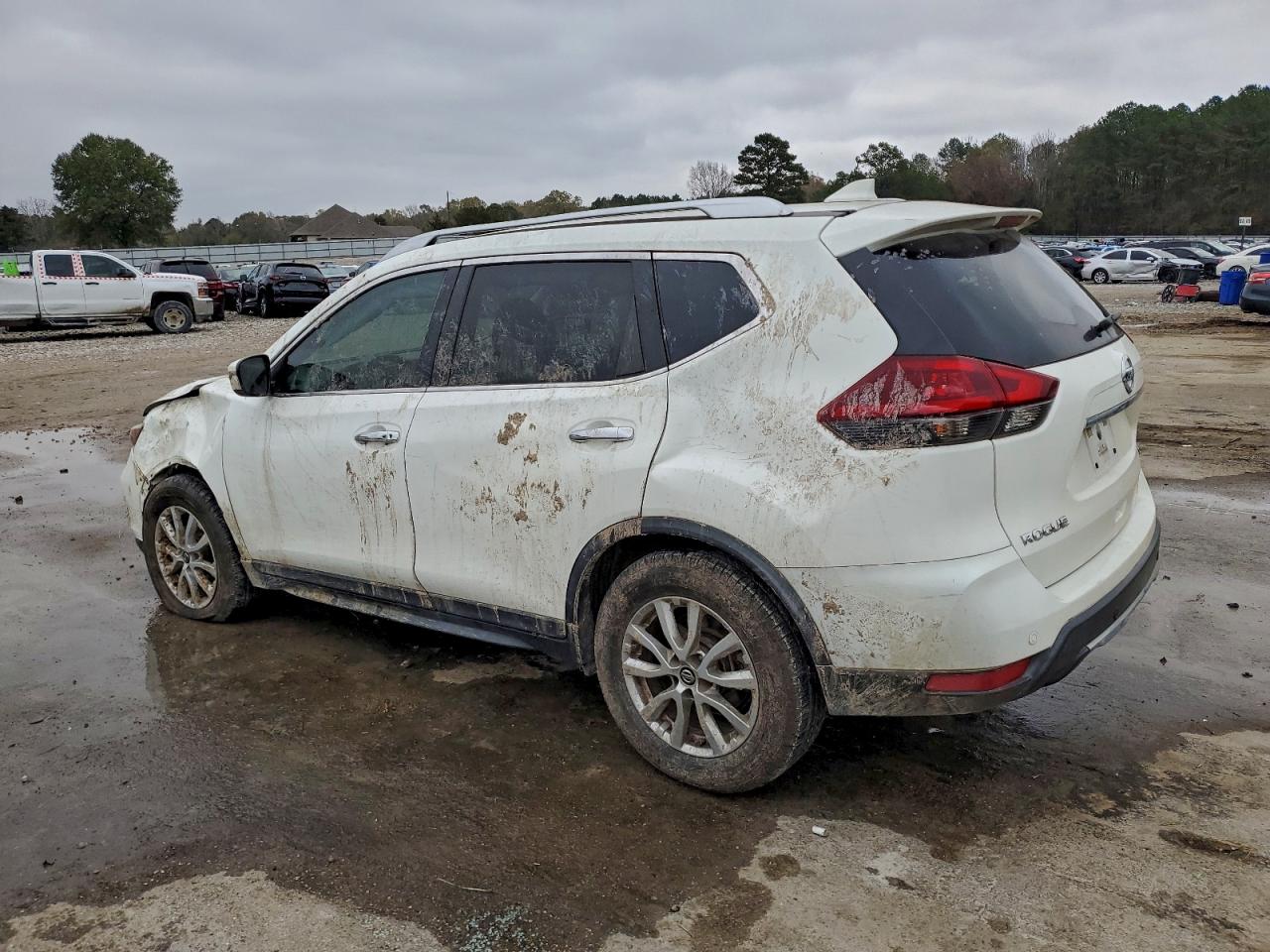 Nissan Rogue S