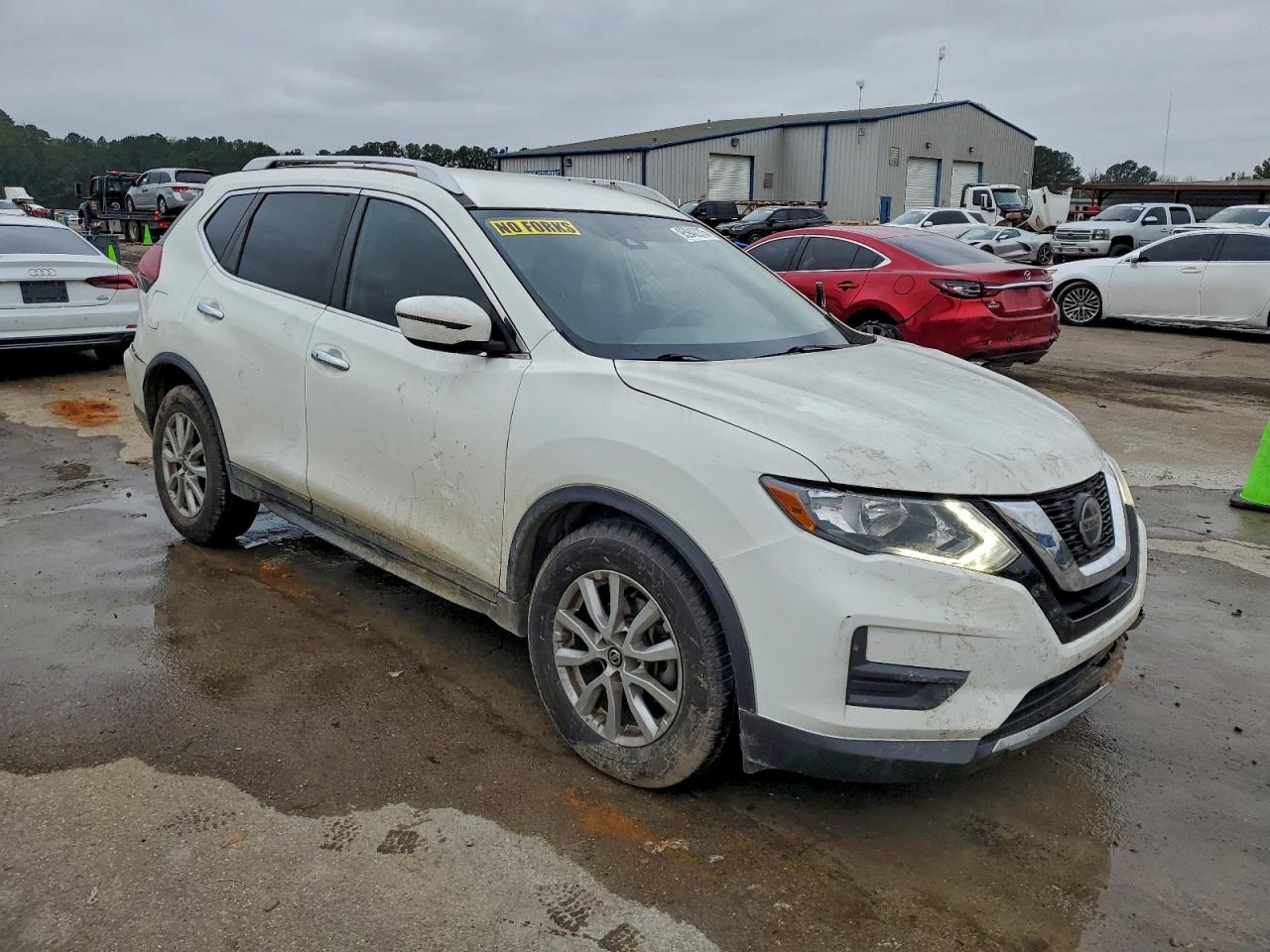 Nissan Rogue S