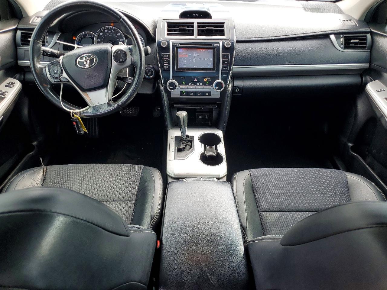 Toyota Camry Se V6