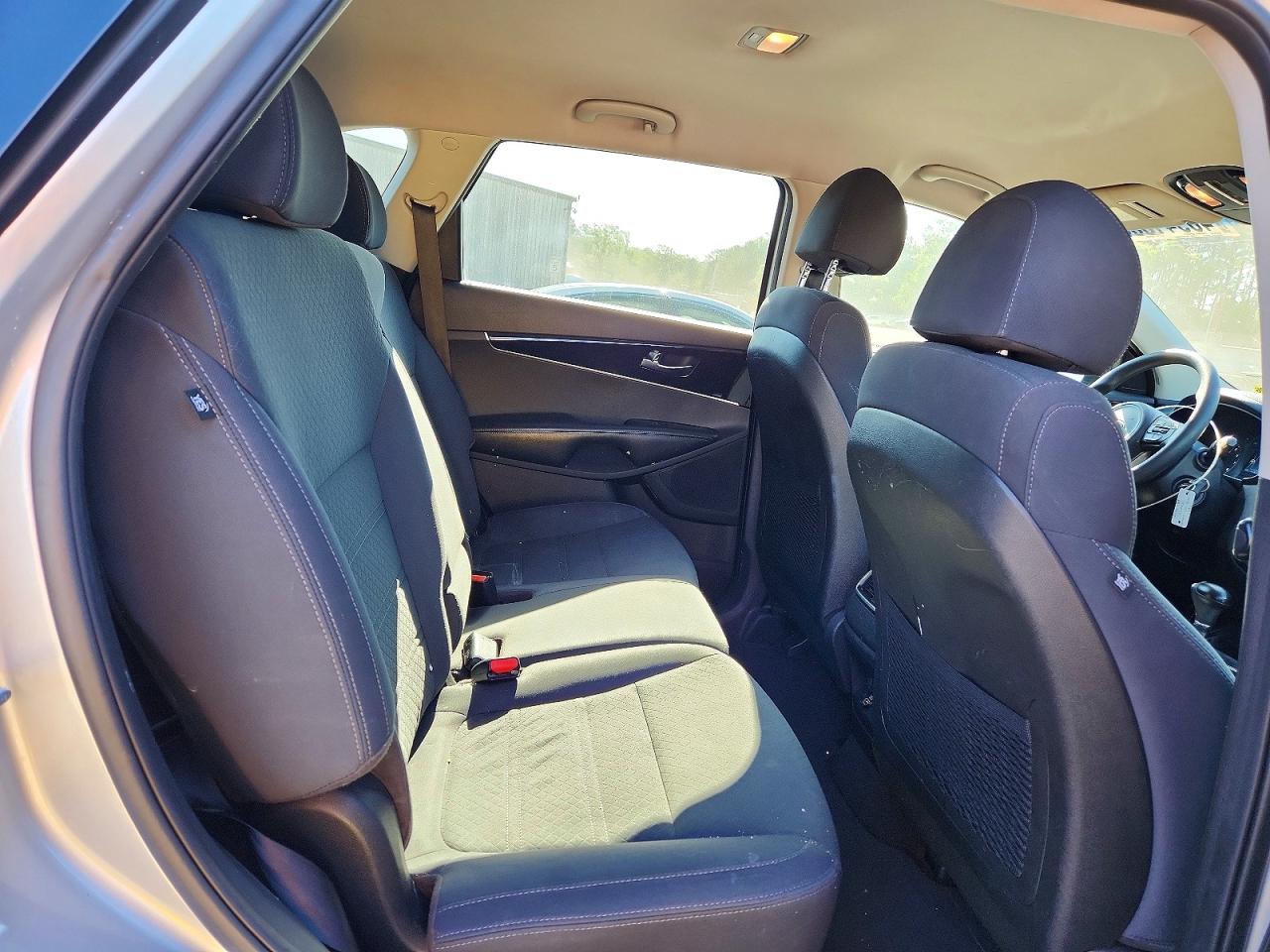 Kia Sorento Lx