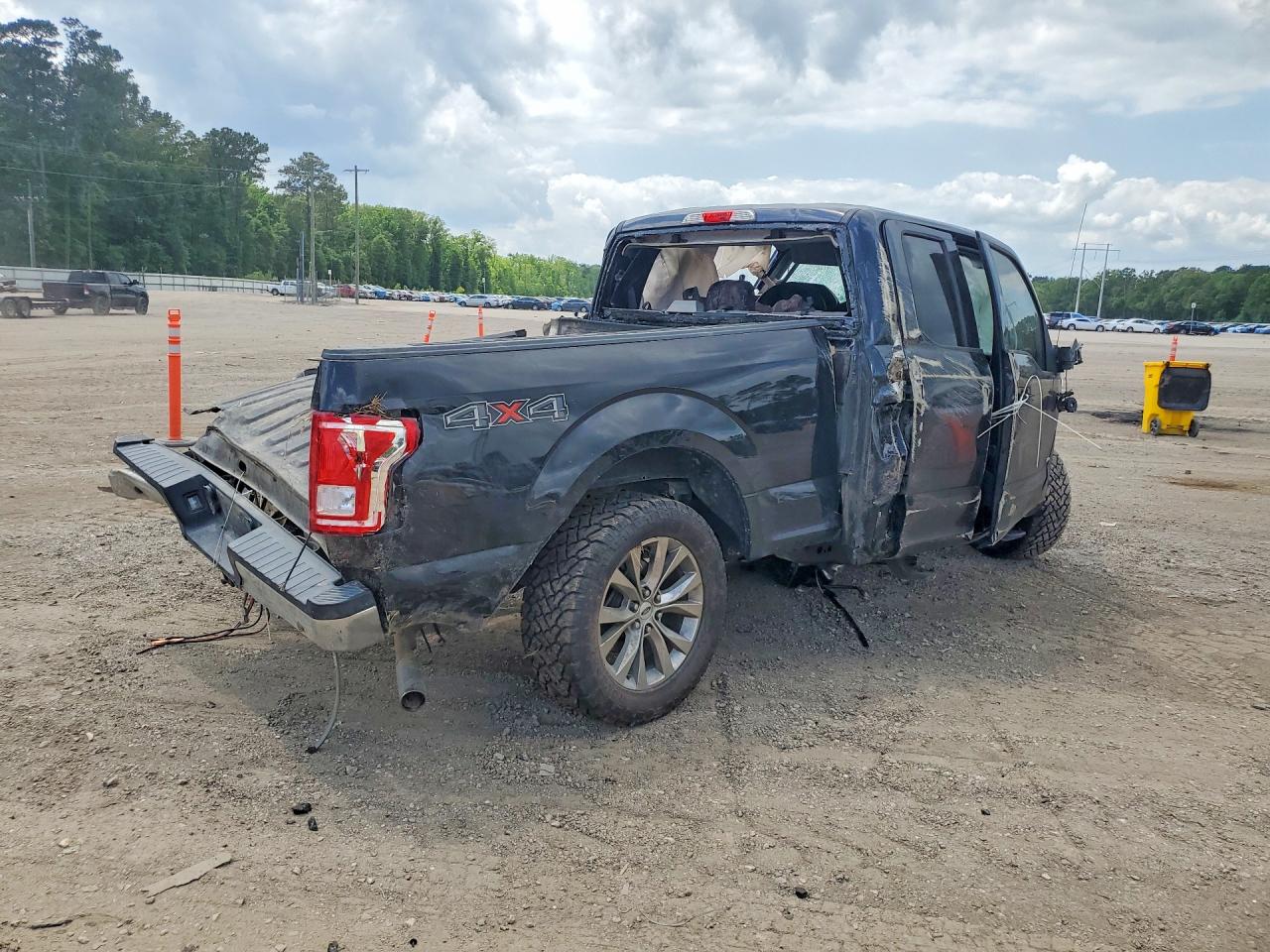 Ford F-150 Super Cab
