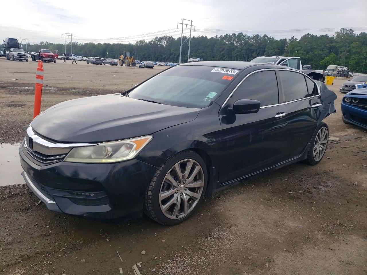 Salvage Honda Accord Image