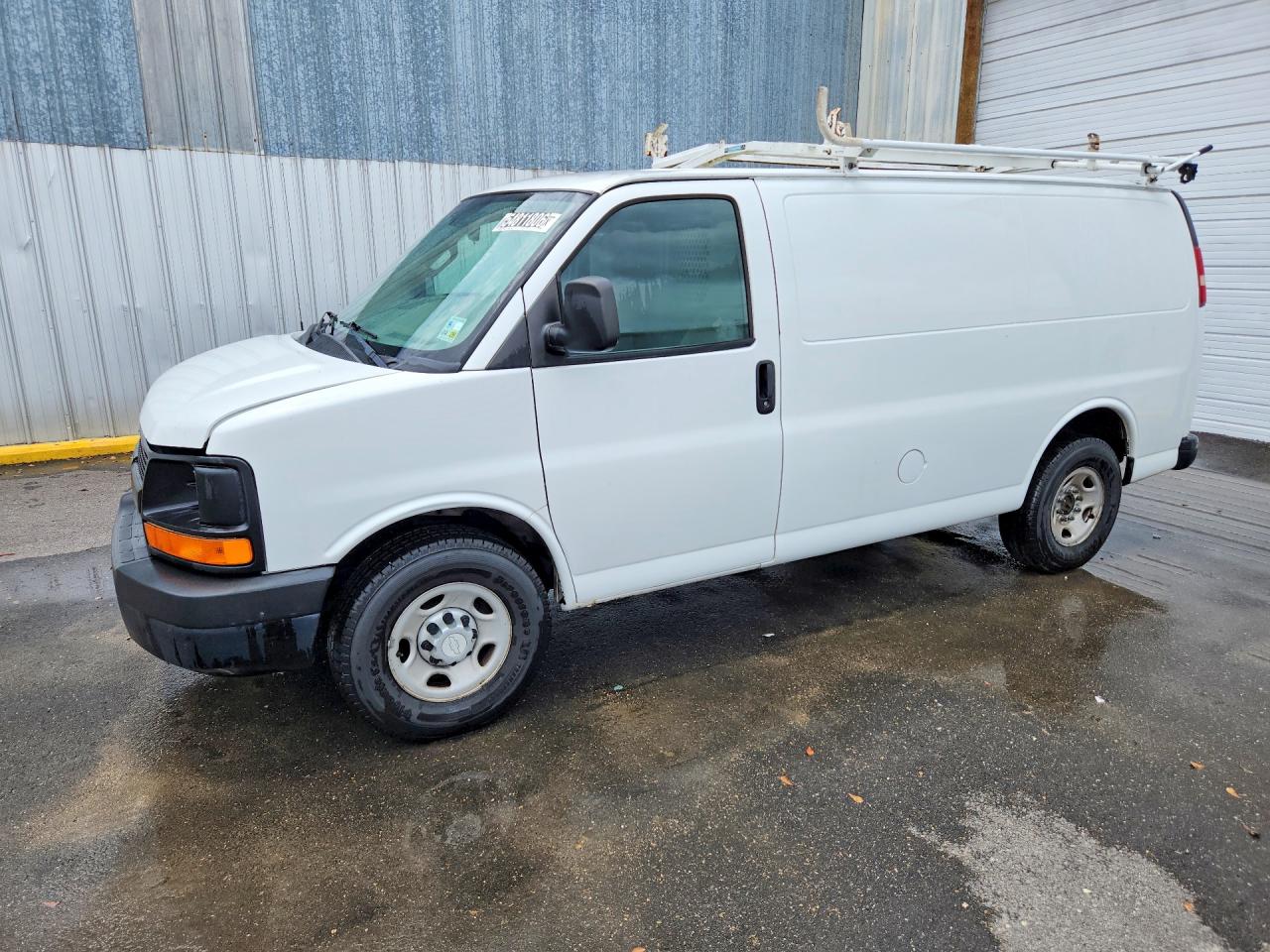 Salvage Chevrolet Express Image