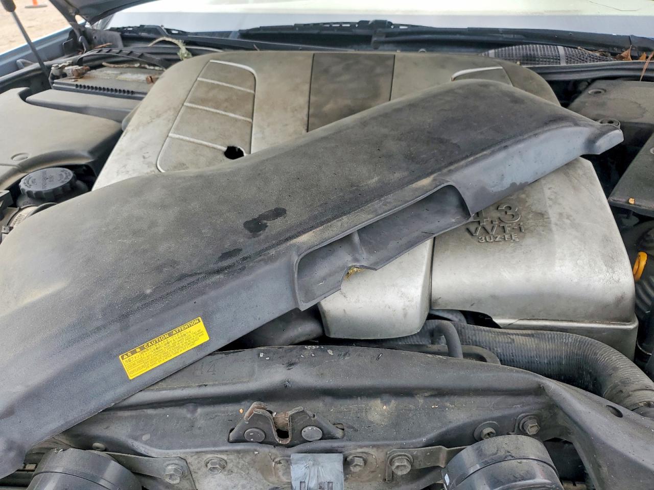 Lexus LS Base