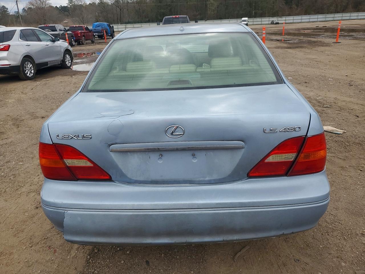 Lexus LS Base