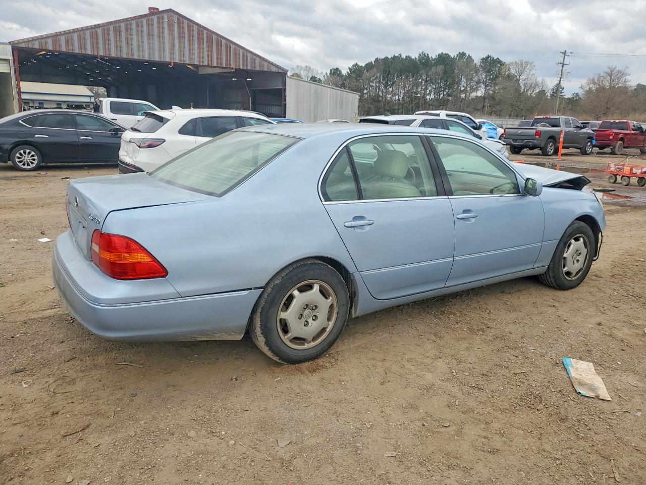 Lexus LS Base