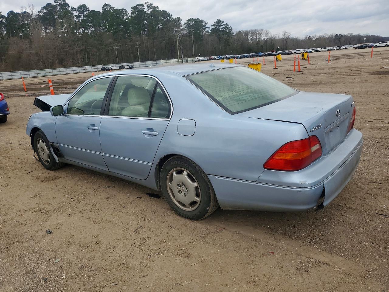 Lexus LS Base