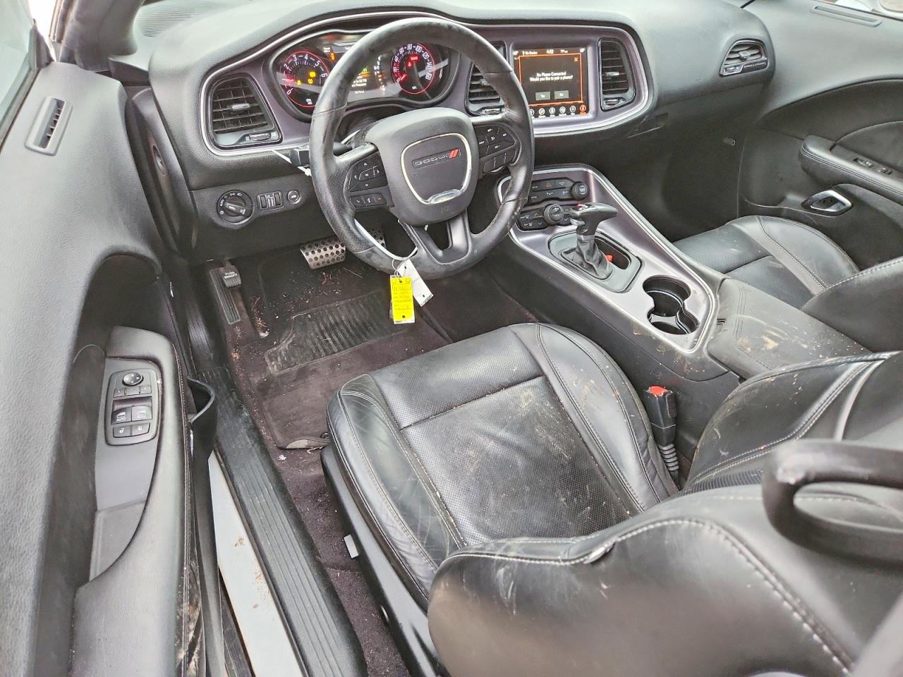 Dodge Challenger Sxt