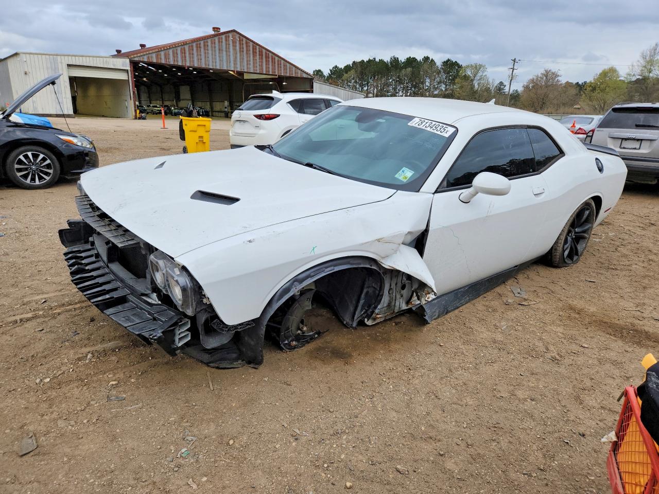 Salvage Dodge Challenger Image