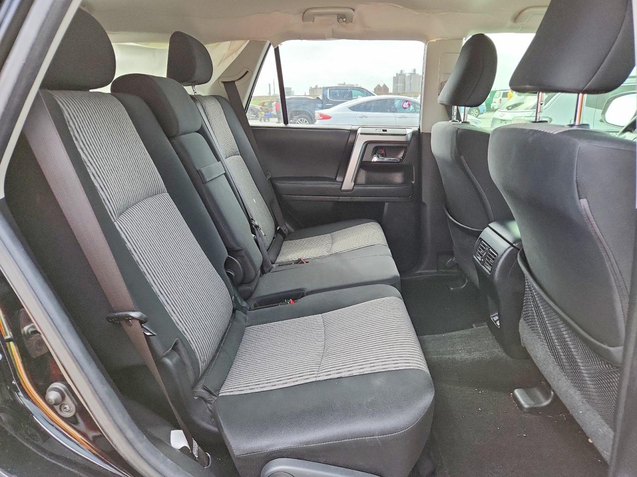 Toyota 4Runner Sr5