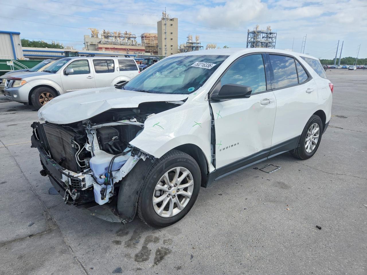 Salvage Chevrolet Equinox Image