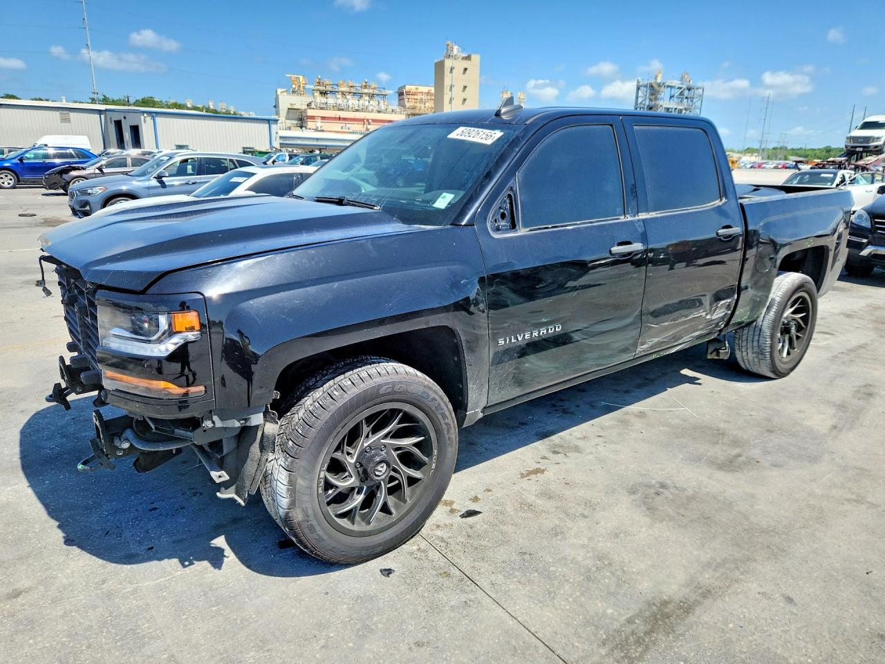 Salvage Chevrolet Silverado Image