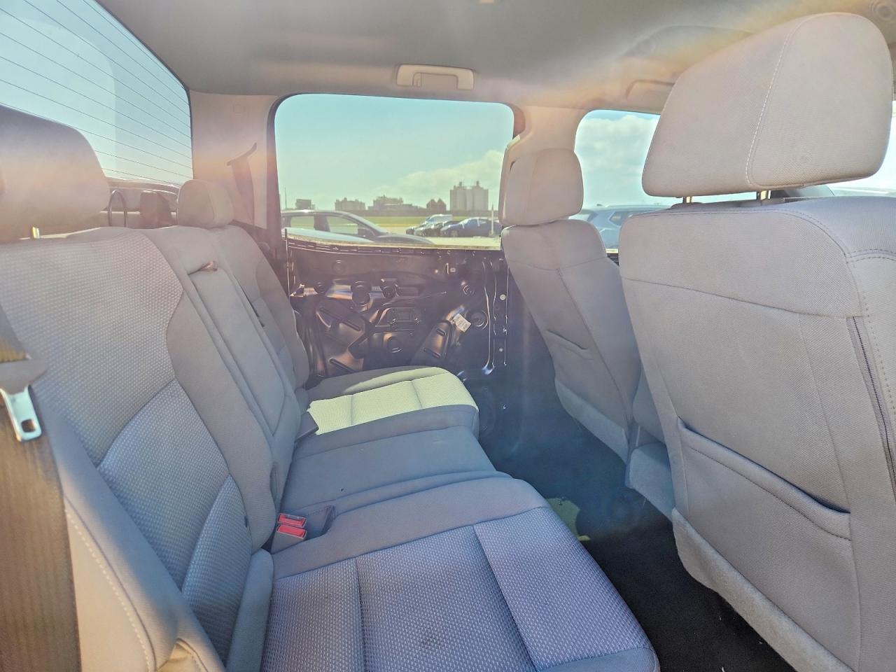 Chevrolet Silverado C1500 Custom