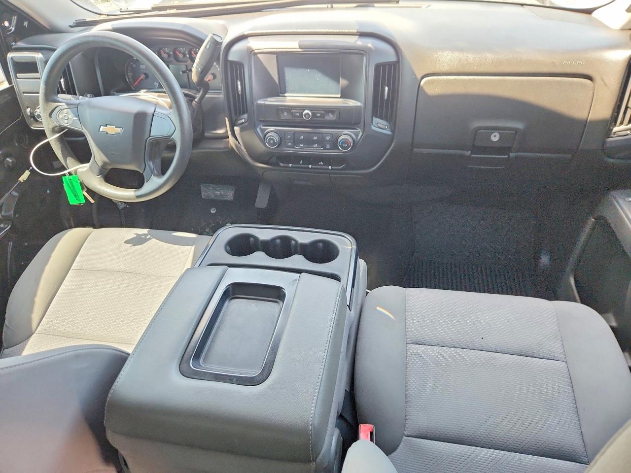 Chevrolet Silverado C1500 Custom