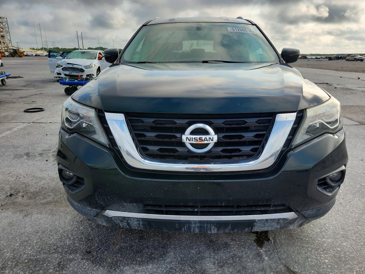 Nissan Pathfinder Sv