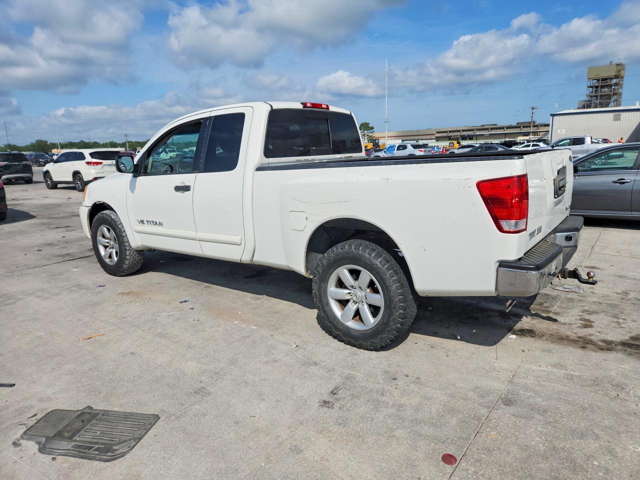 Nissan Titan Sv