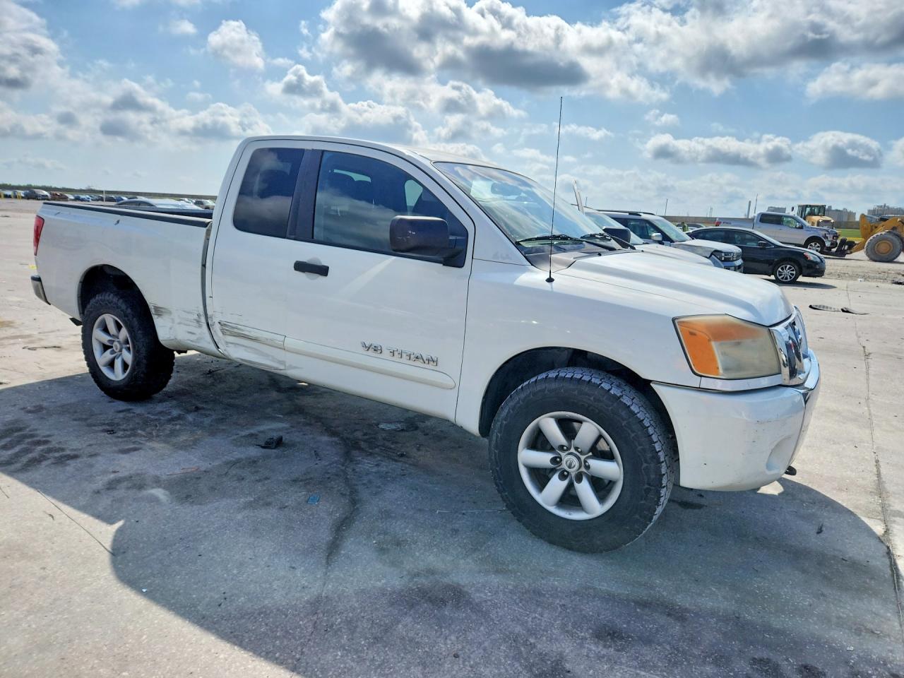 Nissan Titan Sv