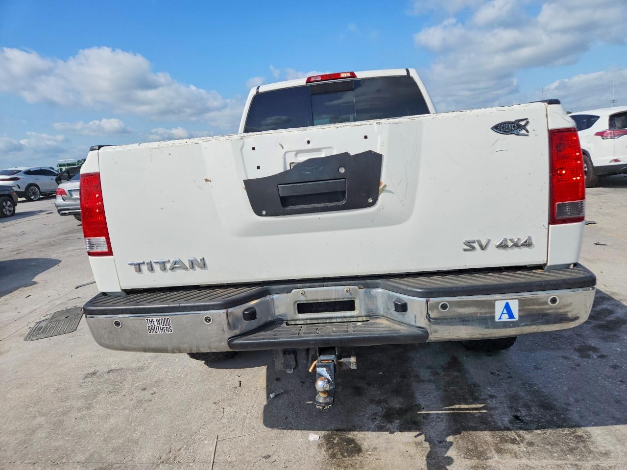 Nissan Titan Sv