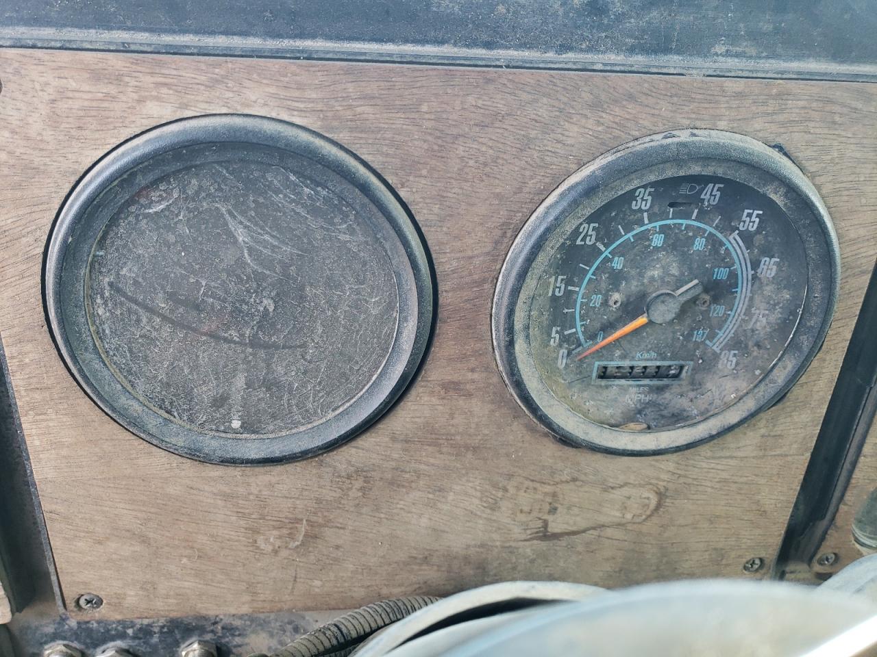 International 9000 9400