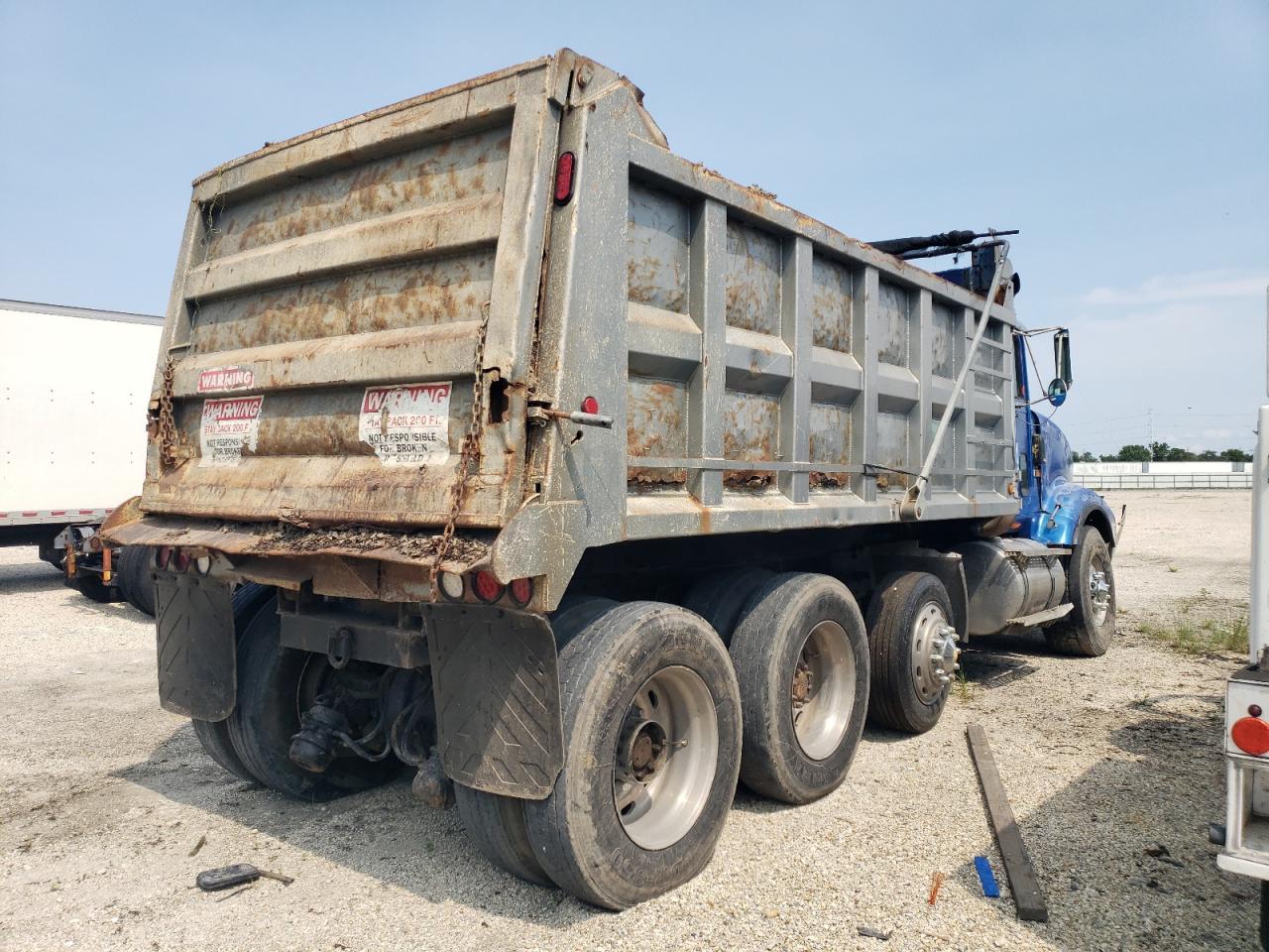 International 9000 9400