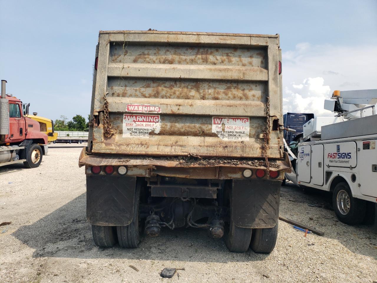 International 9000 9400