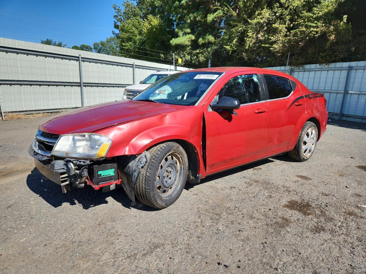 Salvage Dodge Avenger Image