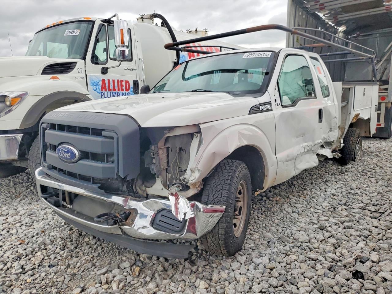 Salvage Ford F-250 Image