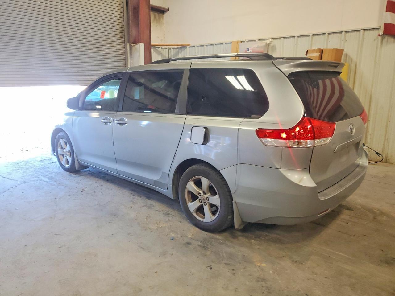 Toyota Sienna Le