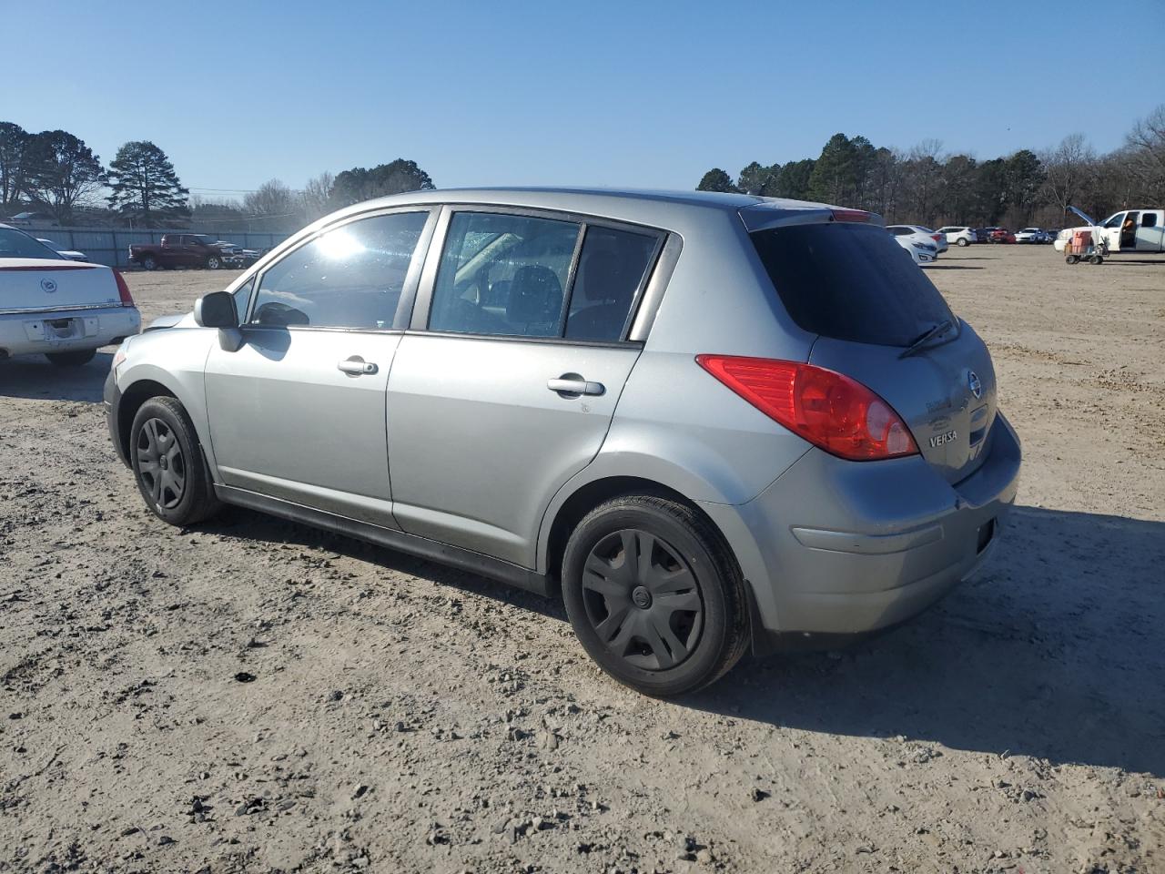 Nissan Versa S