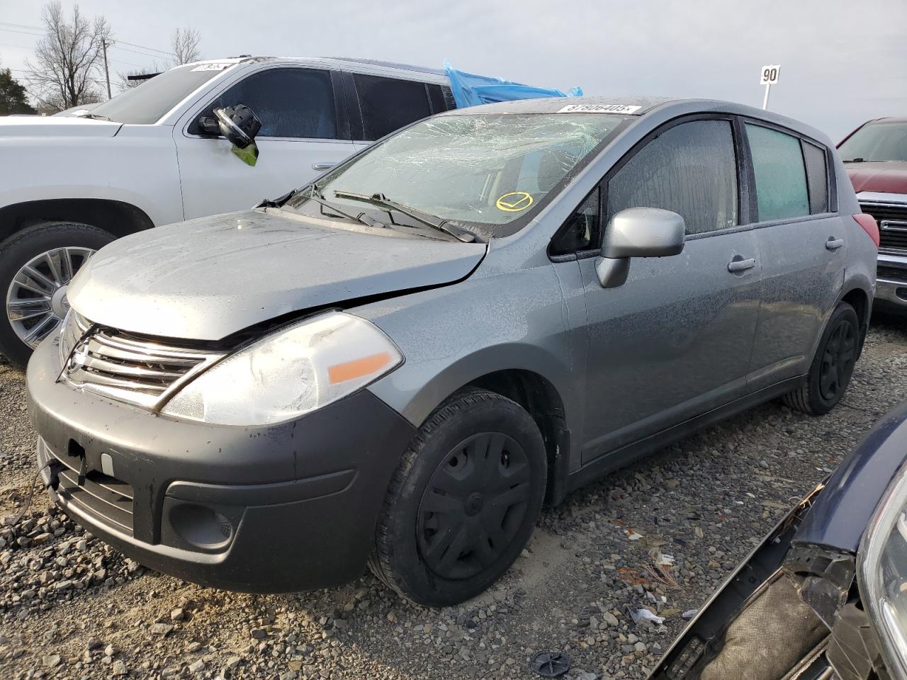 Salvage Nissan Versa Image