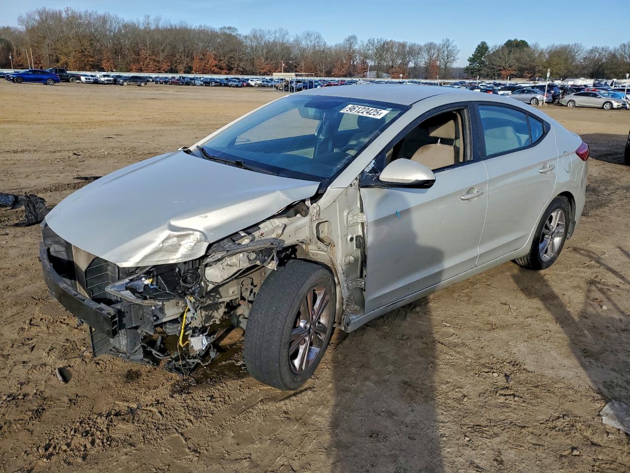 Salvage Hyundai ELANTRA Image
