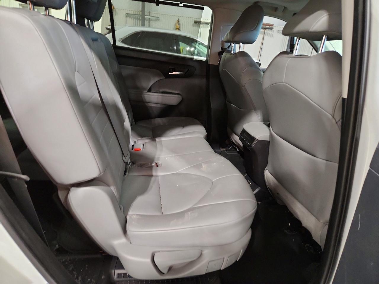 Toyota Highlander Hybrid Xle