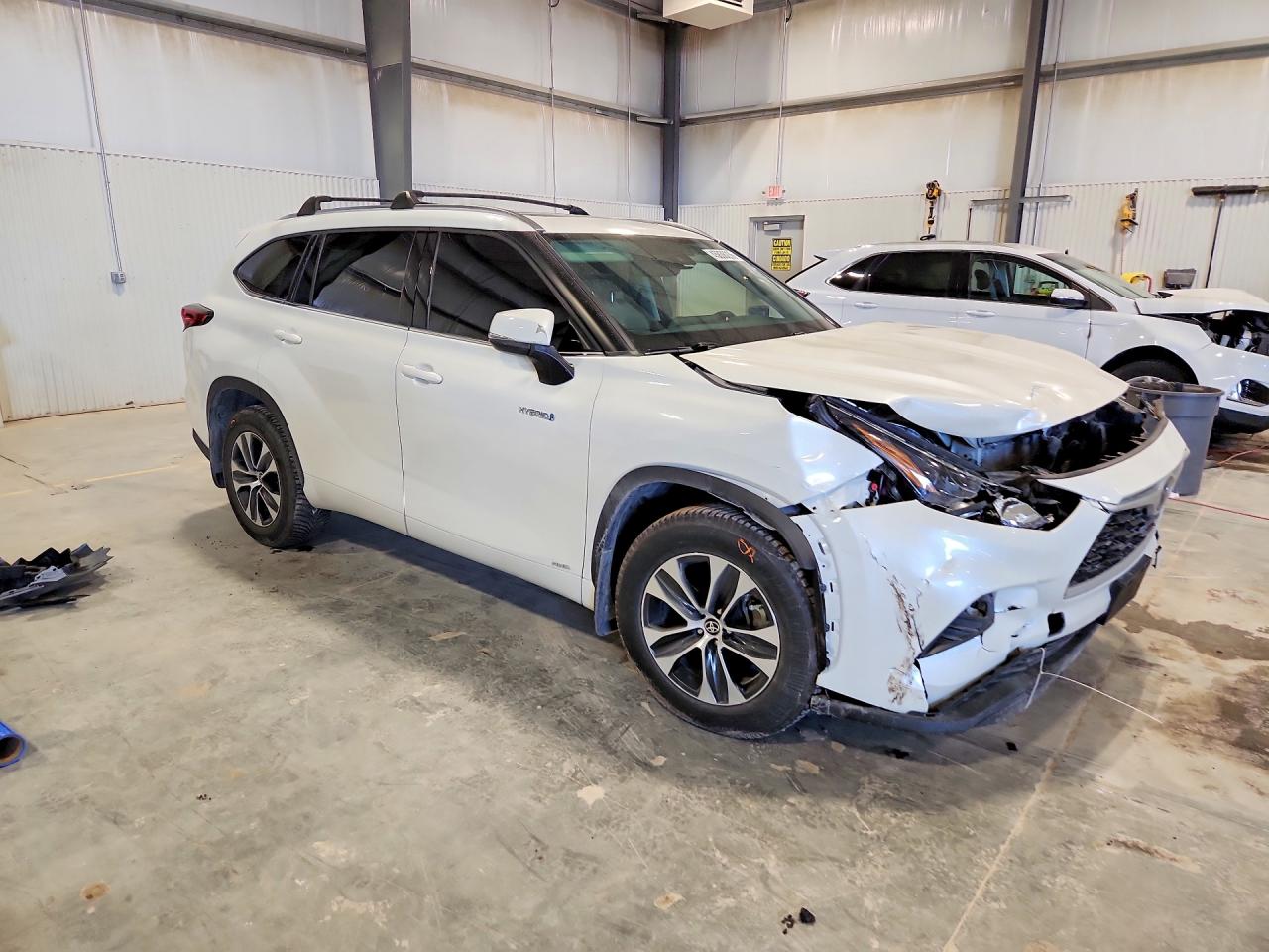 Toyota Highlander Hybrid Xle