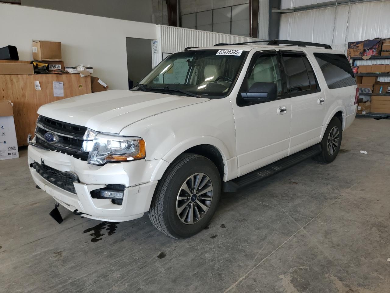 Salvage Ford Expedition Image