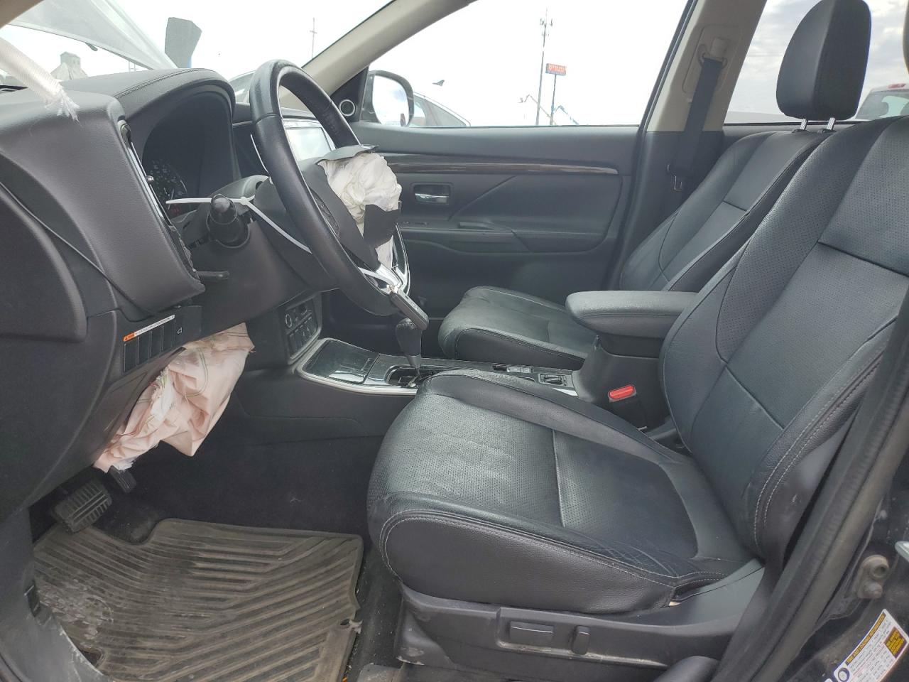 Mitsubishi Outlander Se